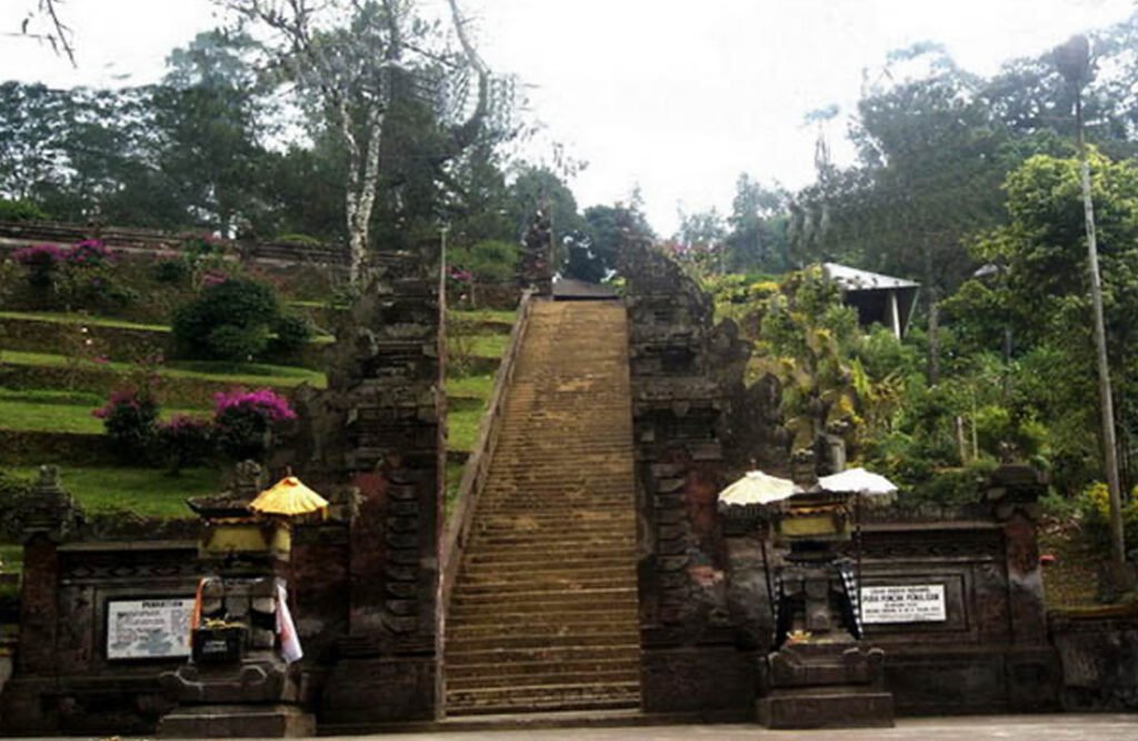 Pura Pucak Tedung